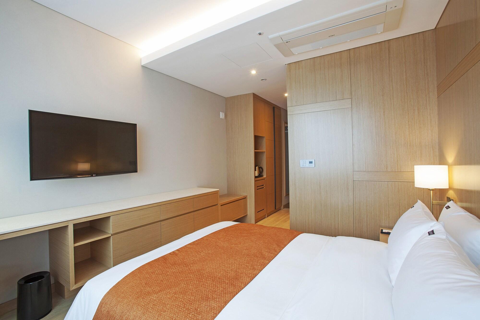 Gwangyang Lacky Hotel Dış mekan fotoğraf