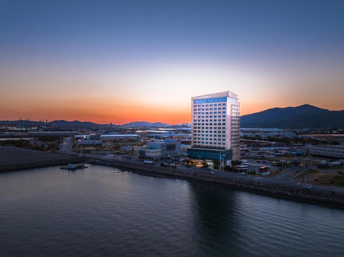 Gwangyang Lacky Hotel Dış mekan fotoğraf
