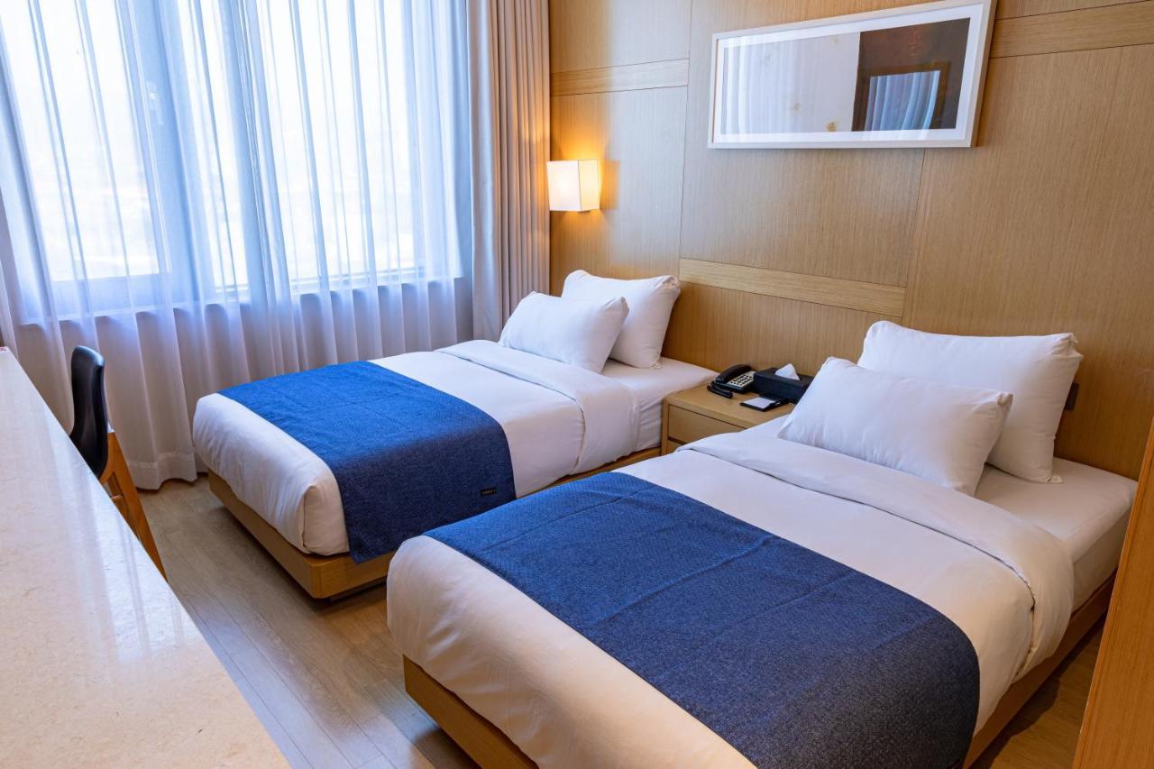 Gwangyang Lacky Hotel Dış mekan fotoğraf