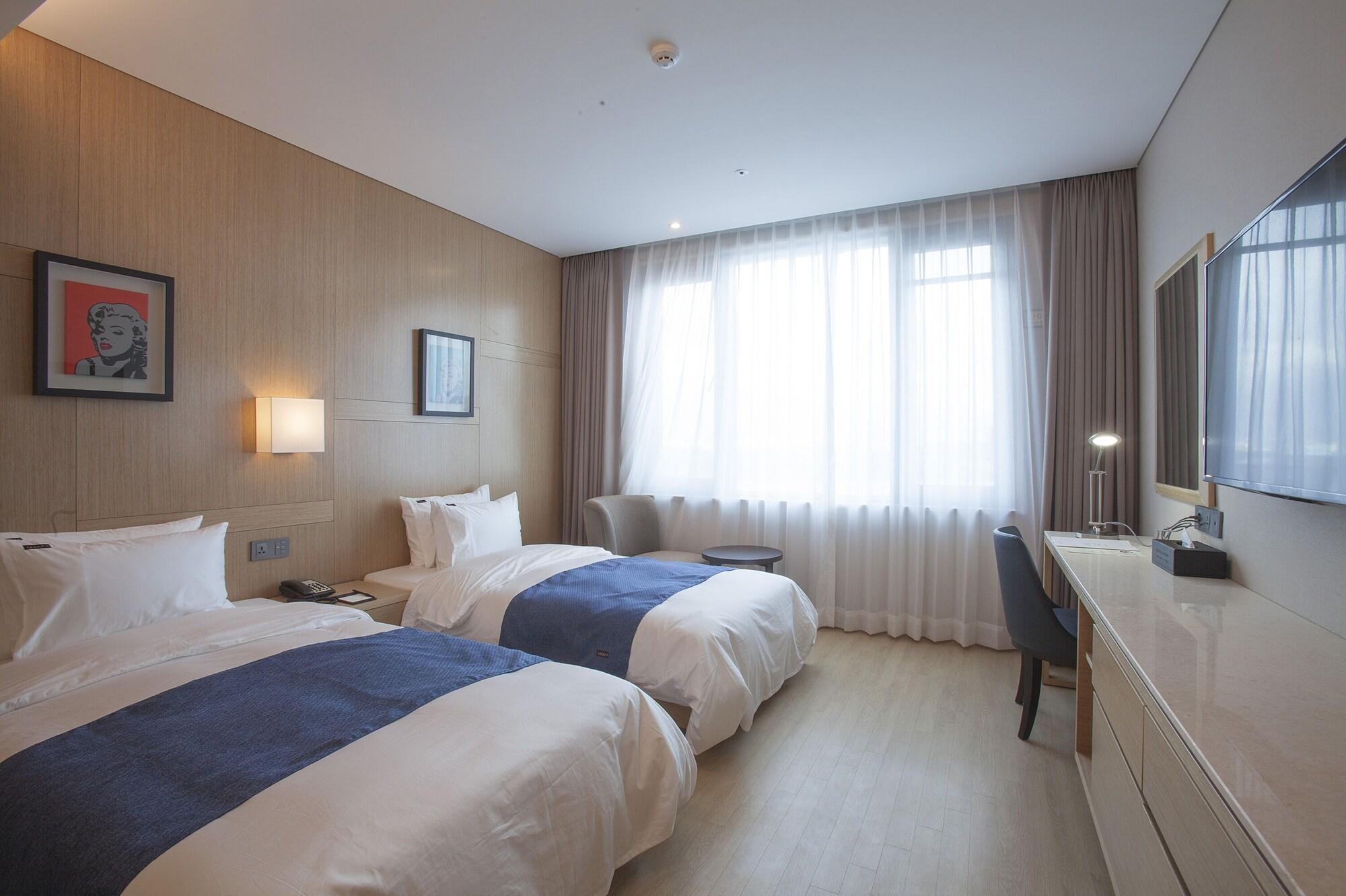 Gwangyang Lacky Hotel Dış mekan fotoğraf