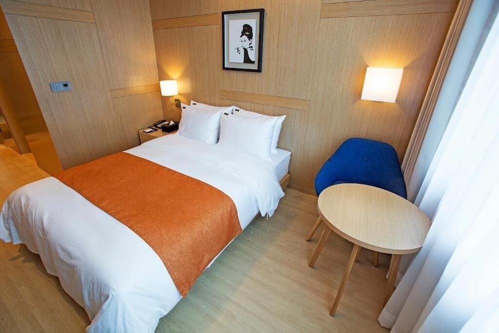Gwangyang Lacky Hotel Dış mekan fotoğraf